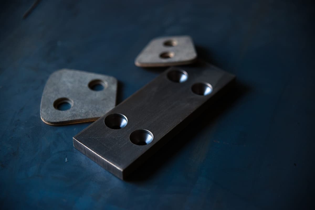 Diely pre poľnohospodársku a lesnú techniku